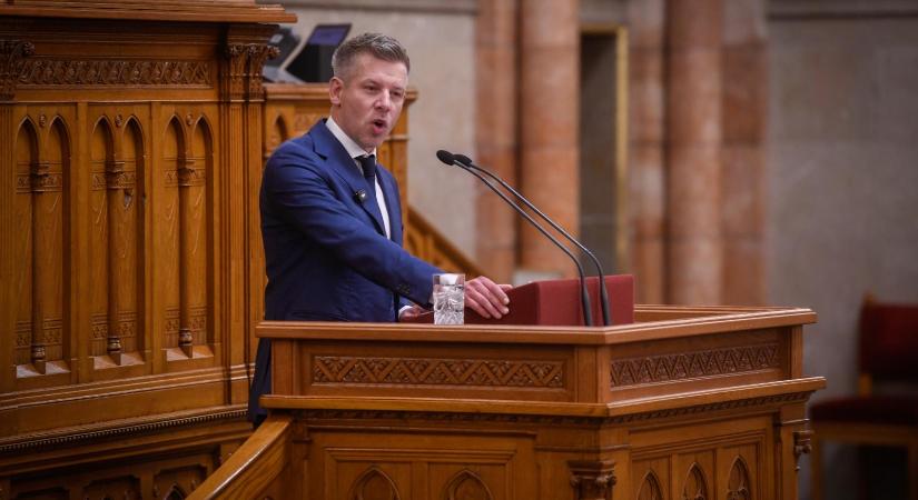 Magyar Péter azonnali távozásra szólította fel az állami média két vezérigazgatóját