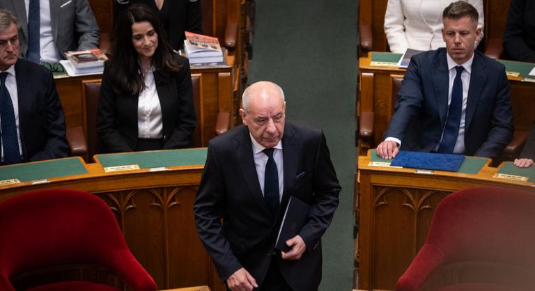 Így mozdíthatja el Magyar Péter Sulyok Tamást a köztársasági elnöki székből