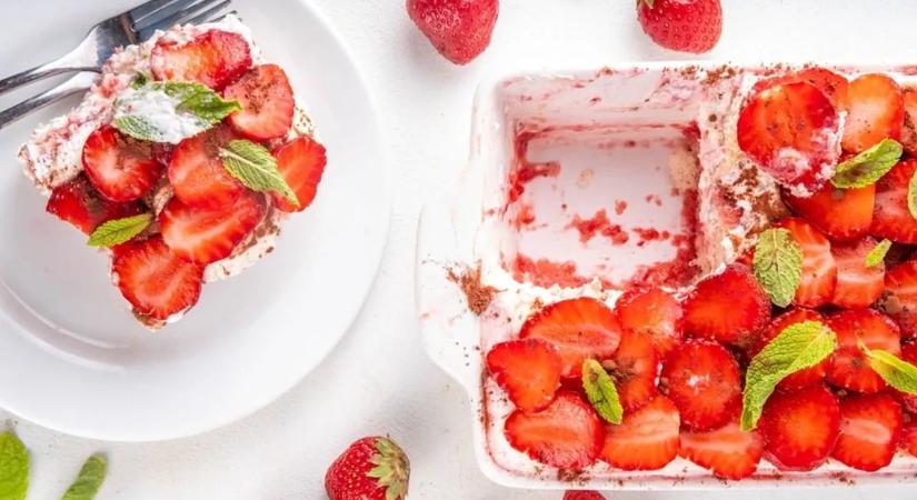 Így nem ázik el az epres tiramisu – gyors desszert forró napokra