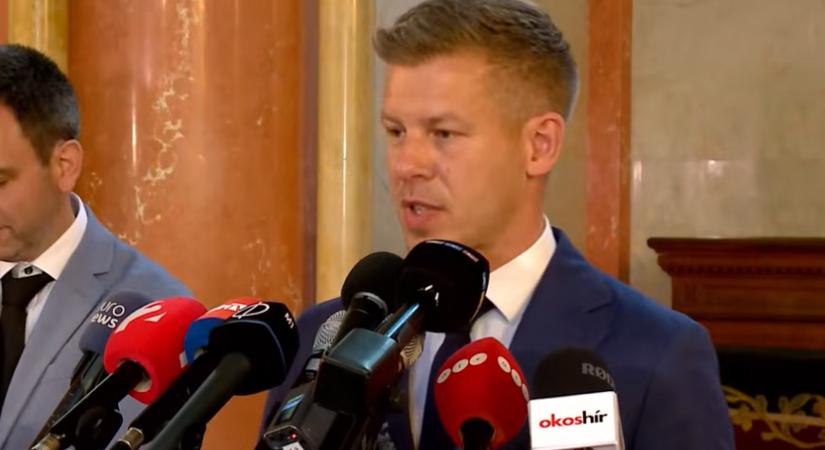 Ez hadüzenet: Magyar Péter páros lábbal szállt bele a közmédia vezetőibe – „Papp Dániel és Altorjai Anita vezérigazgatóknak azonnal távozniuk kell”
