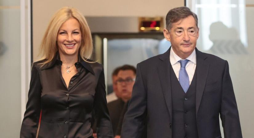 Parvenü paródia: Várkonyi Andrea újra milliárdos lett