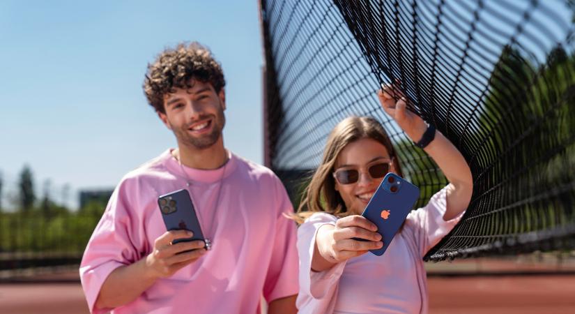 A fiataloknál a felújított iPhone Pro veri az új alapmodelleket