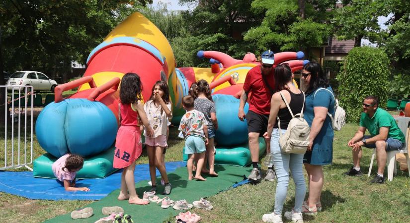 Vidám pillanatok a parkban és a laktanyában – galériával, videóval!