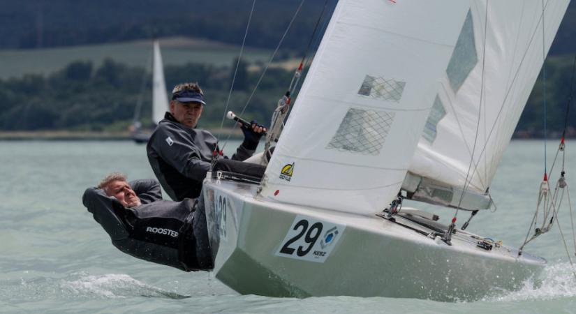 Három futamot rendeztek vasárnap a STAR - oknak a KÉSZ Group Balaton Sailing Week - en