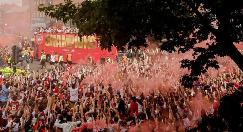 Egymillió Arsenal-szurkoló ünnepelt Londonban az elbukott BL-döntő után – videó