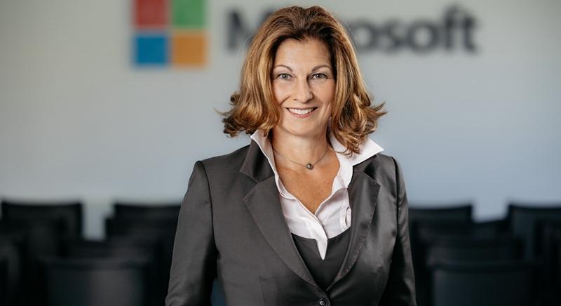 Végrehajtóból döntéshozóvá válik a munkavállaló - interjú Bábel Gabriellával, a Microsoft Magyarország ügyvezetőjével