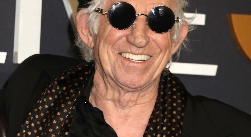 Gólyahír érkezett! Megszületett a Rolling Stones-legenda első dédunokája – fotón a csöppség