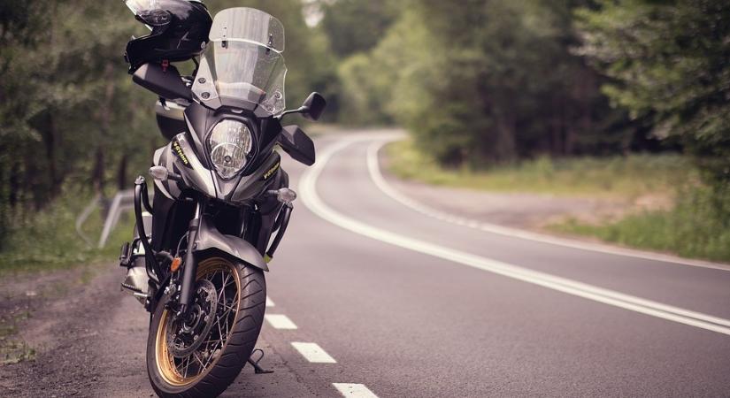 A kerékpárosokat és motorosokat ellenőrzi fokozottan a rendőrség
