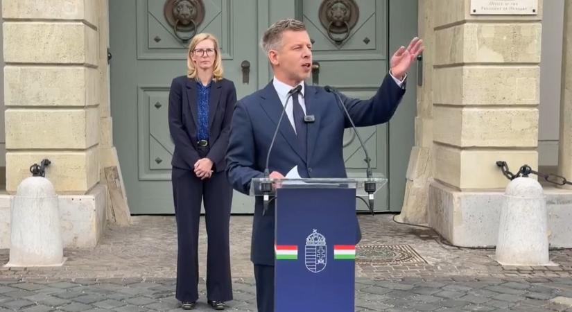 Megzavarták Magyar Pétert, de elmondta, hogyan fogják leváltani Sulyok Tamást