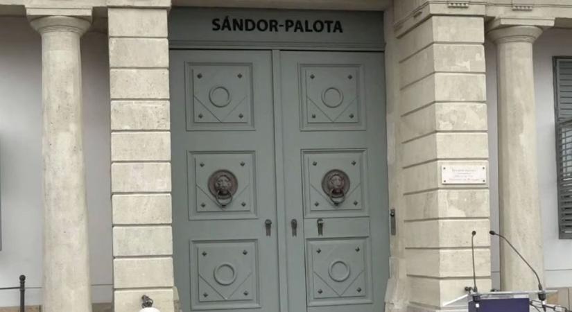 Sulyok Tamás az elmúlt két évben nem sok okot adott arra, hogy a nemzeti egységet megjelenítő elnököt lássunk benne