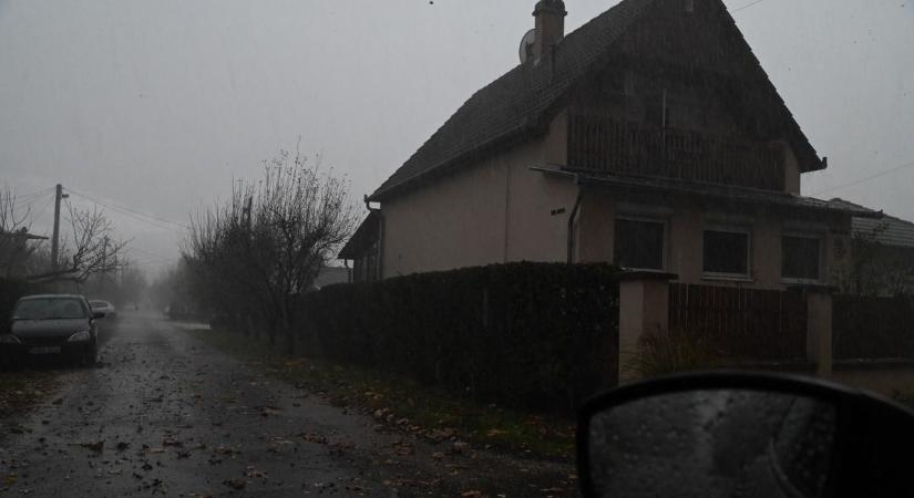 Óriási vihar közeleg a Jászkunság felé, kiadták a figyelmeztetést is!
