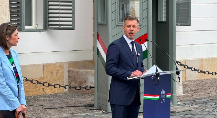 Nem lesz megfosztási eljárás - Magyar alkotmányos megoldást ígér Sulyok ügyében