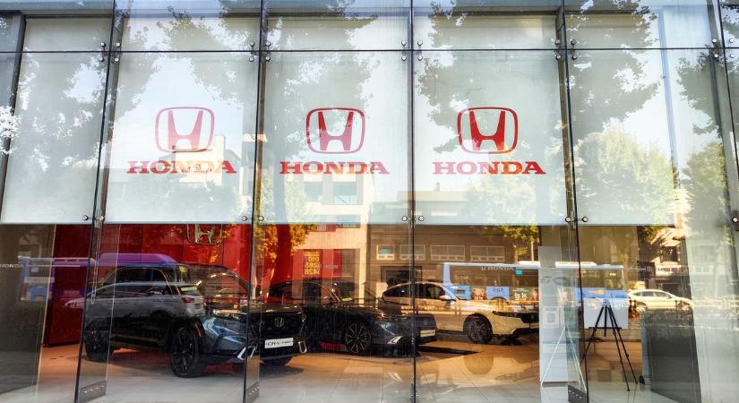 A Honda 99 ezer amerikai autót hív vissza légzsákproblémák miatt
