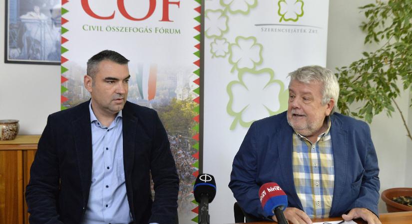 Véget ért egy korszak a CÖF-nél is, leváltották Csizmadia Lászlót a Fidesz-kormányok kedvenc álciviljeinél