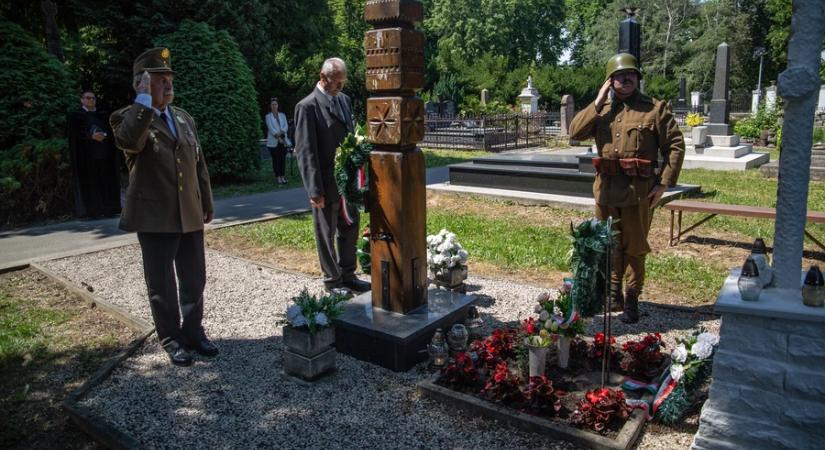 A történelem sebei, az emlékezés kötelessége