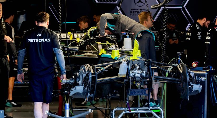 Most véget ér a Mercedes motorelőnye