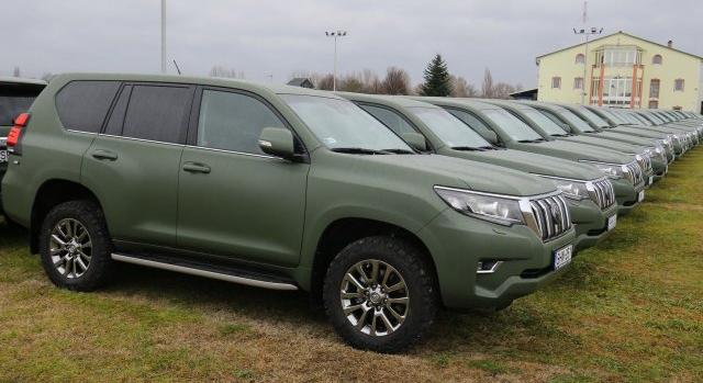 EU pénzből vásárolt a rendőrség 52 darab Toyota Land Cruisert