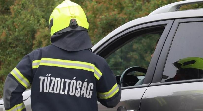 Megrázó fényképeken a Székesfehérváron leomlott épület