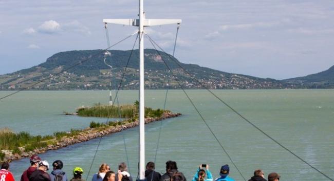 Önálló régióként fejlesztenék tovább a Balatont