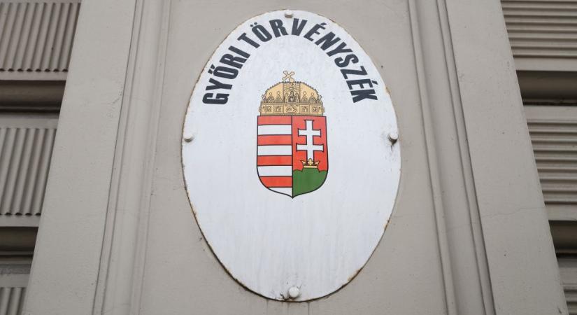 Ma is rendőrként dolgoznak a volt győri kapitány bűncselekménnyel vádolt beosztottjai