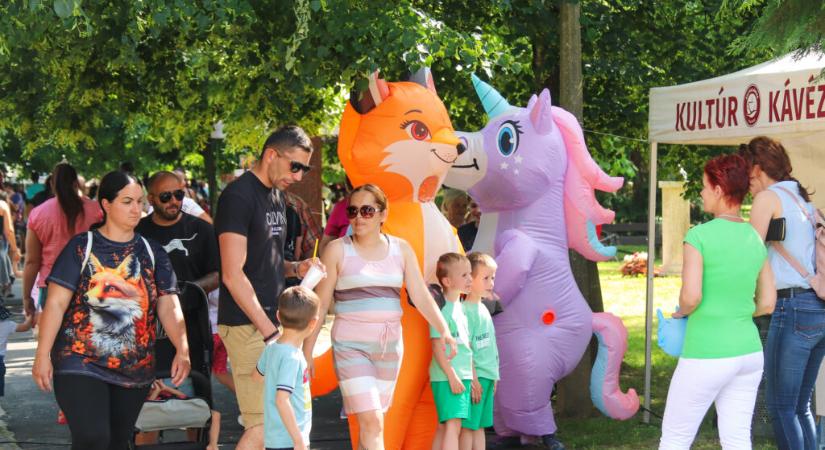 Gyermekzsivajtól volt hangos a nagyatádi Szent István park