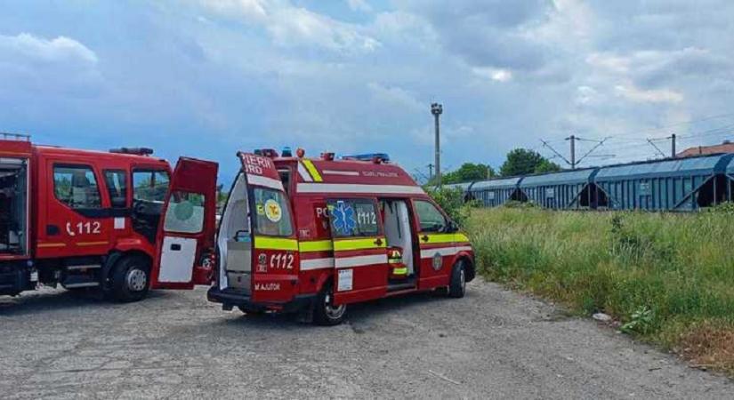 Két gyermek mászott fel az állomáson veszteglő vonatra – Egyikük áramütést szenvedett