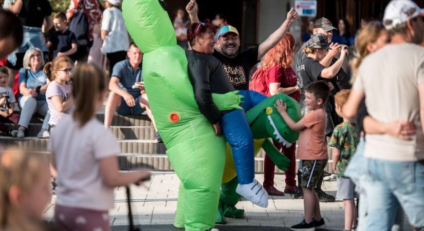 Ezt látnod kell! Elképesztő hangulatot csinált Varga Viktor és a Zorall! (galéria)