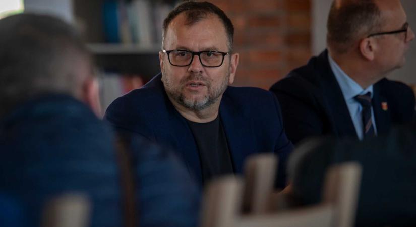 Lemondott a Magyar Szövetség alelnöke