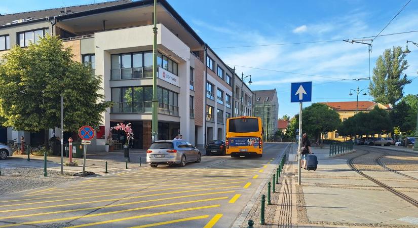 Vasárnaptól Szeged visszakapta a felújított Indóház teret
