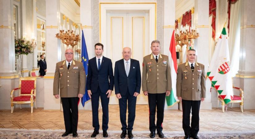 Sulyok Tamás köztársasági elnök vezérkari főnökké nevezte ki Sándor Zsoltot