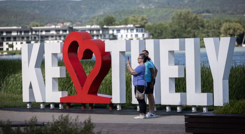 „Eddig és ne tovább!” – pattanásig feszült a helyzet a keszthelyi képviselők és a polgármester között
