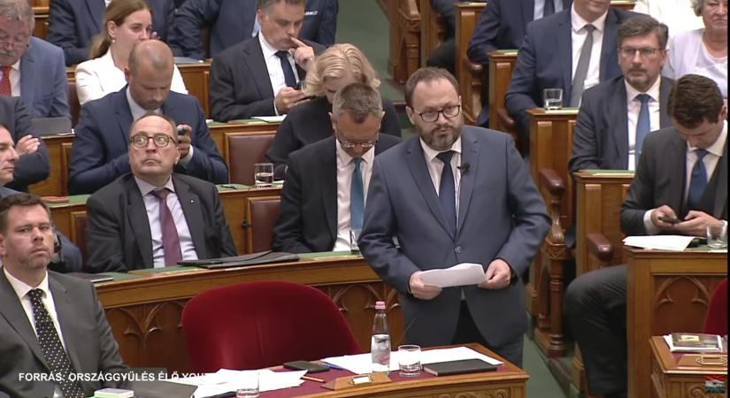 Kármán András: 2027-től visszahozzuk a katás adózást