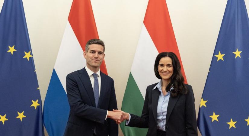 Először fogadta más ország külügyminiszterét Orbán Anita