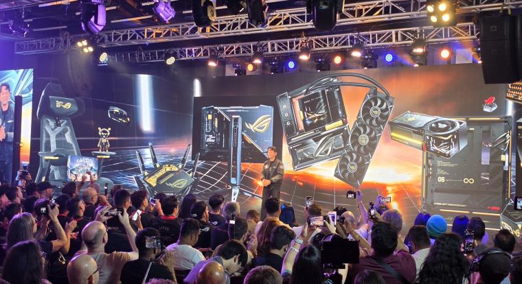 Húszéves a Republic of Gamers: óriási kijelzővel szerelt RTX 5090-nel és 3000 wattos tápegységgel ünnepel az ASUS a Computex 2026-on