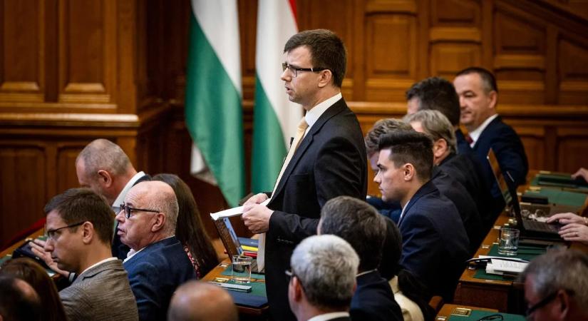 Bóka János: Magyarország parlamentáris demokrácia nem pedig parlamentáris diktatúra