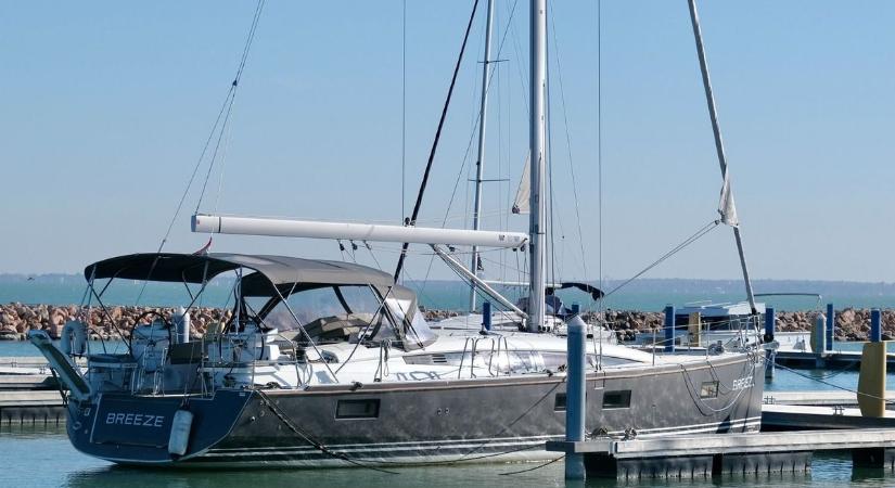 Új őrület a Balatonon: Ingatlan helyett már mindenki hajót vesz nyaralónak