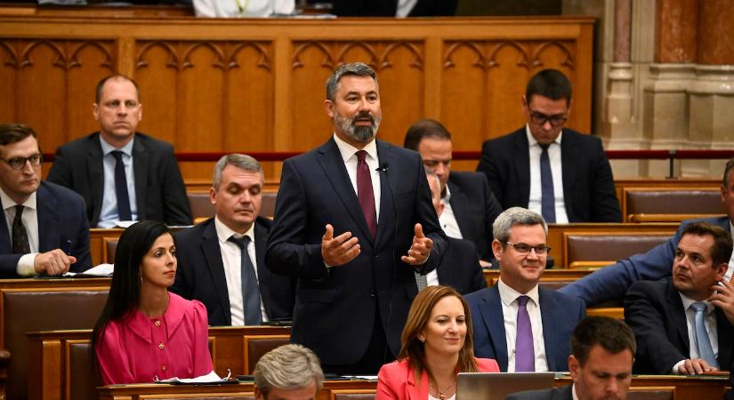 Hidvéghi Balázs: Az államfő nem pártpolitikai zsákmány!