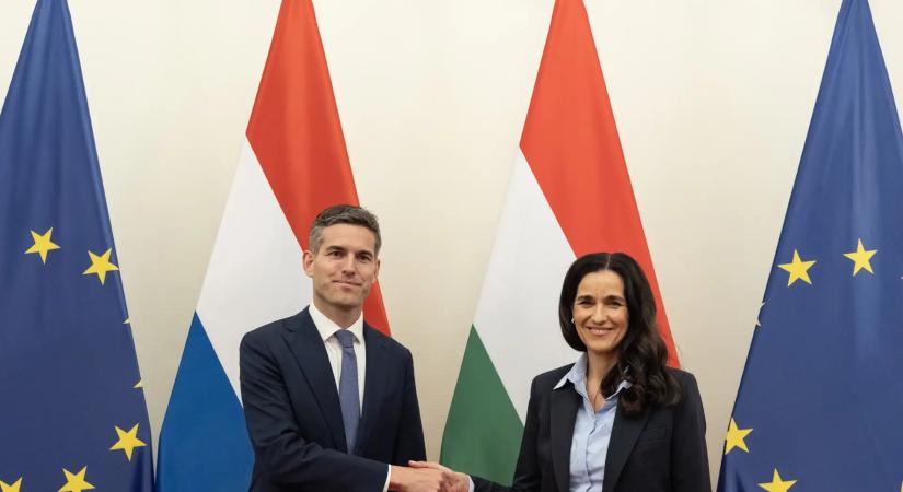 Orbán Anita a holland külügyminiszterrel tárgyalt – visszatér az Erasmus