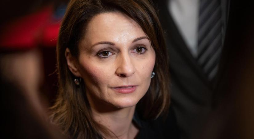 „Igazából azt sem tudjuk, mit vettünk át, így nem lehet tervezni, anélkül is csontvázakat találni, hogy kinyitnánk egyetlen szekrényt”