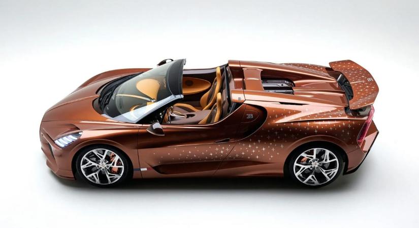 3D-szkennelt ezüst rózsa a legújabb Bugatti váltókarjában