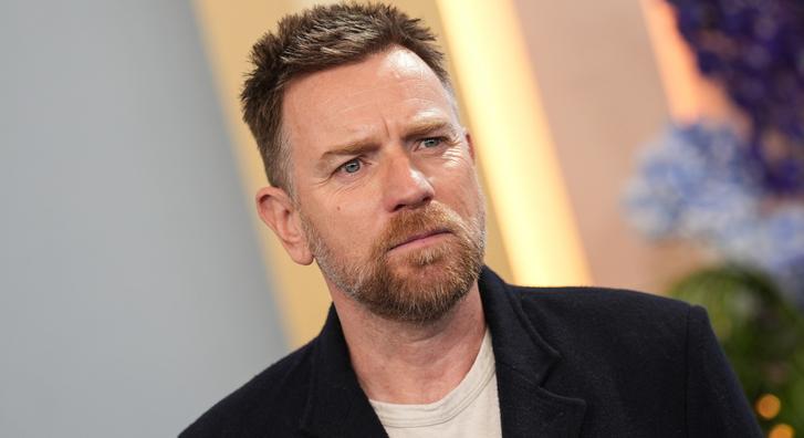 Obi-Wan Kenobi visszarepül a dinoszauruszok korába