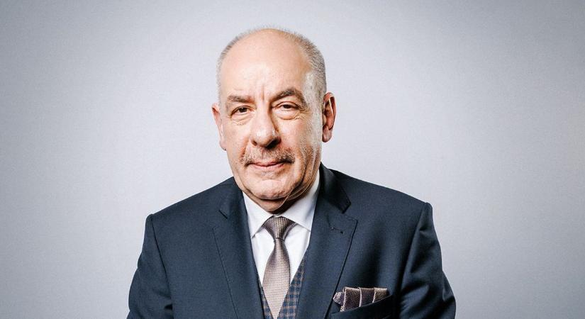 Sulyok Tamás egy német folyóiratnak: „Fenyegetéseken nem alapulhat sem demokrácia, sem jogállam”