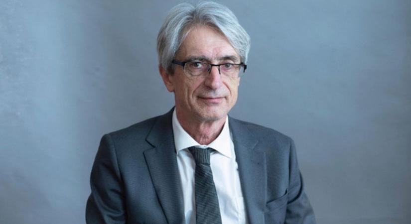 Hivatalba léptek az MTA új vezetői