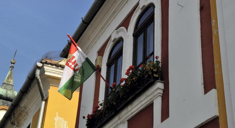 Csalódottak, de nem adják fel a sarcot nyögő városok