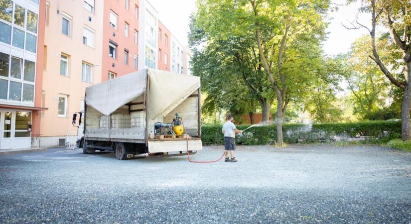 Néhány azbeszttel szennyezett utat már meg is tudtak nyitni, de van egy fontos kitétel