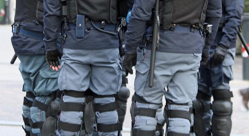 Hatalmas razziát indított az ügyészség egy korrupciós ügyben, többeket már őrizetbe is vettek