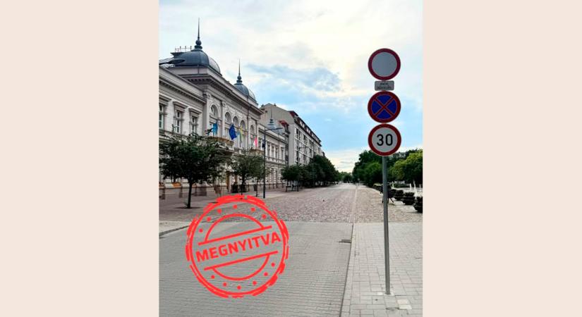 Megnyitják a Kossuth teret az autók előtt Szolnokon a hídfelújítás miatt