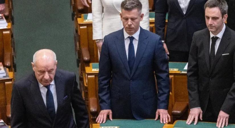 Magyar threatens to oust President Sulyok by amending constitution