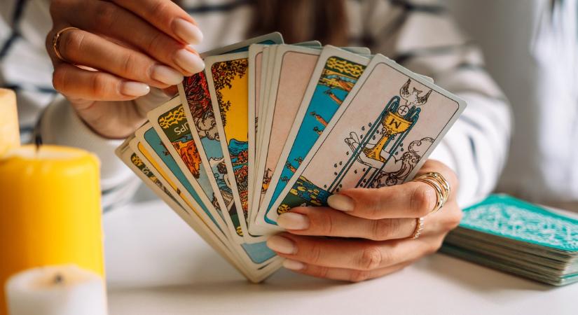 Itt a nagy tarot horoszkóp június 2-ára minden csillagjegynek: neked mit üzent az ég?