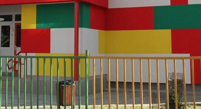 „Levágnám a t.két” – Kazincbarcika felháborodott, gusztustalan, ami az óvoda mellett történt - videóval!